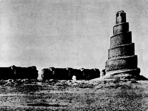 33. Мечеть и минарет в Самарре, Ирак. 847-861 гг.