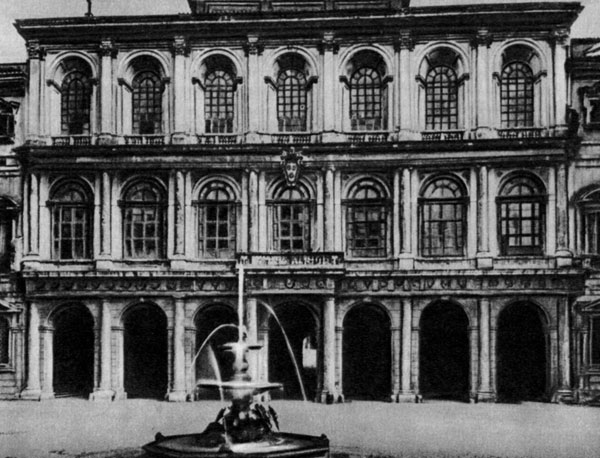 128. Палаццо Барберини в Риме. Начат арх. К. Мадерна в 1624 г., закончен арх. Л. Бернини и Ф. Борромини