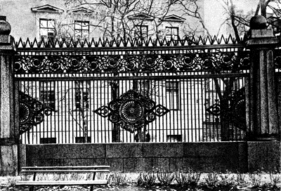 18. А. Н. Воронихин. Решетка Казанского собора. 1811