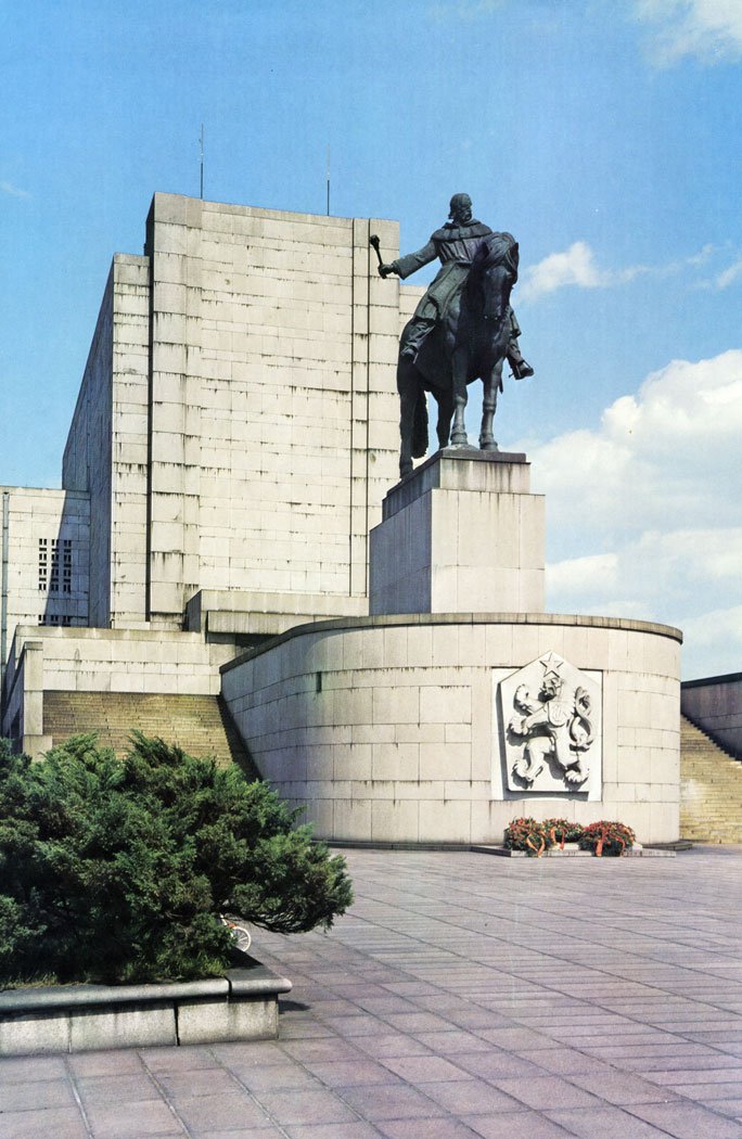 On Mount Vitkov, on 14 July 1420, Jan Zizka of Trocnov won his most famous battle against the Crusaders. Soon after, the hill began to be known as Zizka Hill. The equestrian statue of the Hussite commander in front of the National Memorial was made by Bohumil Kafka.